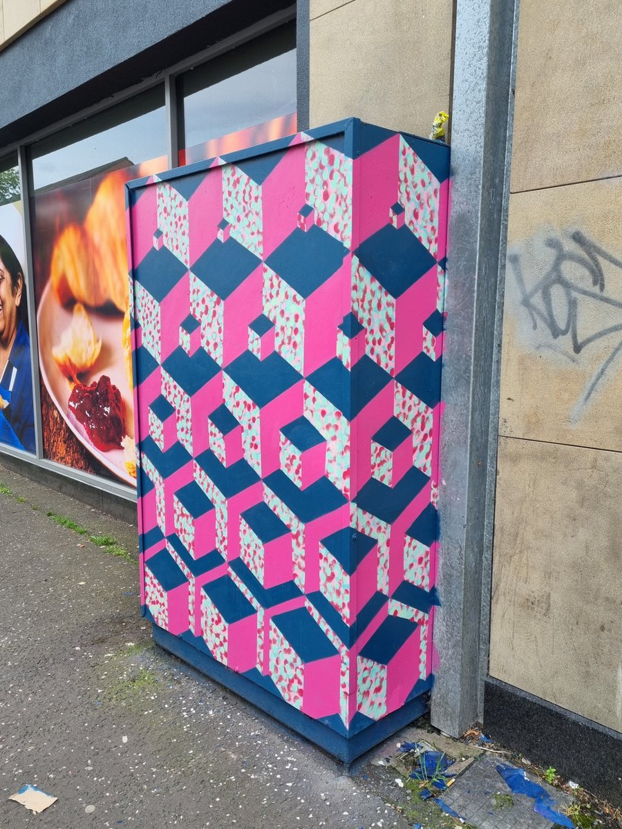 Linen Quarter BID (@linenquarterbid) on Twitter photo Check out our latest artistic addition to the Linen Quarter located on Dublin Road. Many thanks to <a href="/robhilken/">Rob Hilken</a> for working with us and coming up with an intriguing design. Hope you like it! Check out our latest artistic addition to the Linen Quarter located on Dublin Road. Many thanks to <a href="/robhilken/">Rob Hilken</a> for working with us and coming up with an intriguing design. Hope you like it!