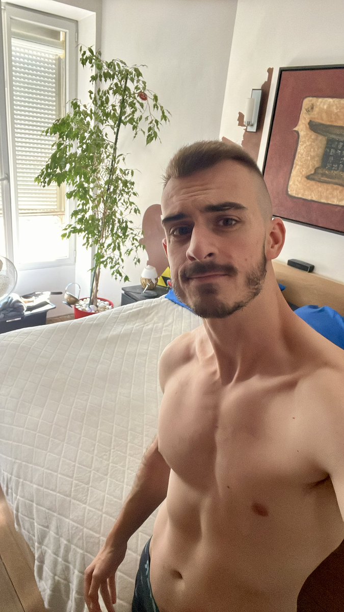 Valentin tweet media