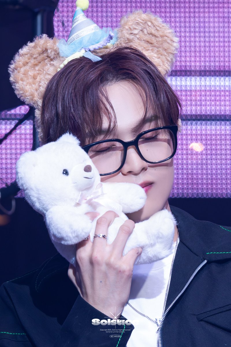 solstice_hc's tweet photo. 250611 
2025 HAECHAN B-day PARTY
<37.5% HAECHAN TV>

나으 자근 곰도리 ˙Ⱉ˙♡

#해찬 #HAECHAN #ヘチャン
#NCTDREAM #NCT https://t.co/zCZB1jbD3P