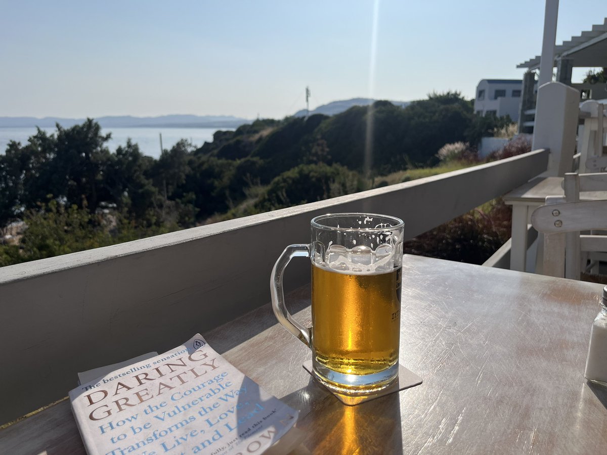 drummerrich1's tweet image. @Friendsofpefkos early Tuesday evening views in Péfki