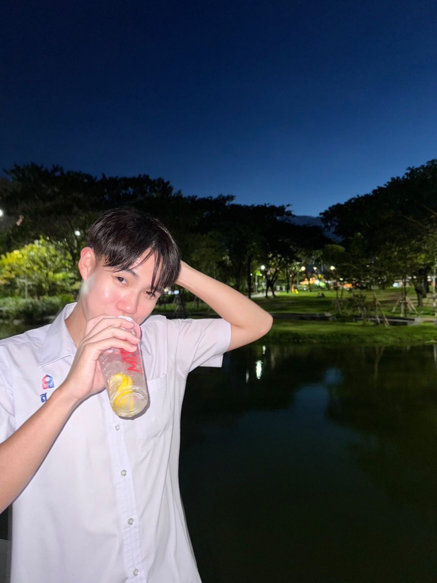 Saksit Prapakorn tweet media