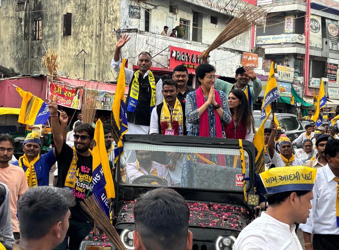गुजरात की कड़ी विधानसभा सीट के उपचुनाव में आज AAP उम्मीदवार जगदीश चावड़ा जी के समर्थन में रोड शो किया।