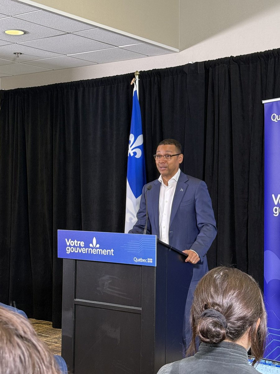 CarmantLionel's tweet photo. Avec l’Alliance de l'industrie touristique du Québec @AllianceQc, on lance un projet pilote novateur pour soutenir la lutte contre l’itinérance et favoriser l’intégration sociale et économique des personnes en situation de vulnérabilité. 🤩

Depuis la pandémie, on redouble d’efforts en itinérance : on a doublé le nombre de places en refuges, on mise sur plus de logements supervisés avec différents niveaux d’accompagnement, tout en rehaussant la prévention. 

Ce projet pilote, c’est un pas de plus pour renverser la tendance! 

Pour le communiqué 👉🏾 https://t.co/Lo6k1cEG4l

@caroaubureau

Geneviève Cantin @ge_cantin , présidente directrice générale de l’Alliance de l’industrie touristique du Québec.