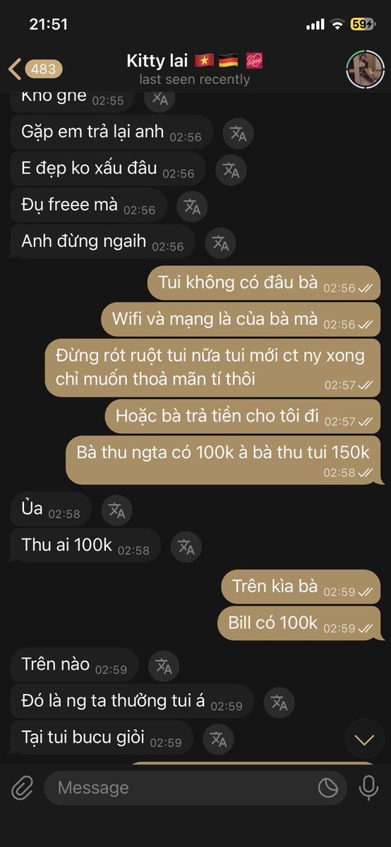 bright1315035's tweet photo. Xin chào mn, mình lên bài này để cảnh báo mn, bạn này scam tiền rất nhiều, viết thì luôn cố ẩn, vì biết người xem chủ quan chỉ xem số tiền mà thêm bớt số, bạn này đã lừa của mình 5 lần chuyển khoản nên và cũng không thèm rep lại, mình cay nên mình lên bài https://t.co/rlpthuOtPF