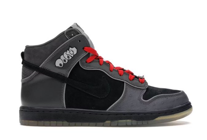 freetheguilty's tweet image. Nike SB Dunk High 
MF Doom