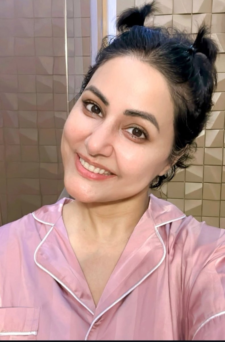 hklover02's tweet photo. such a cutie 🥹😍🫶

God always protect this smile🧿🧿
@eyehinakhan #HinaKhan https://t.co/6DSdbqvK8U