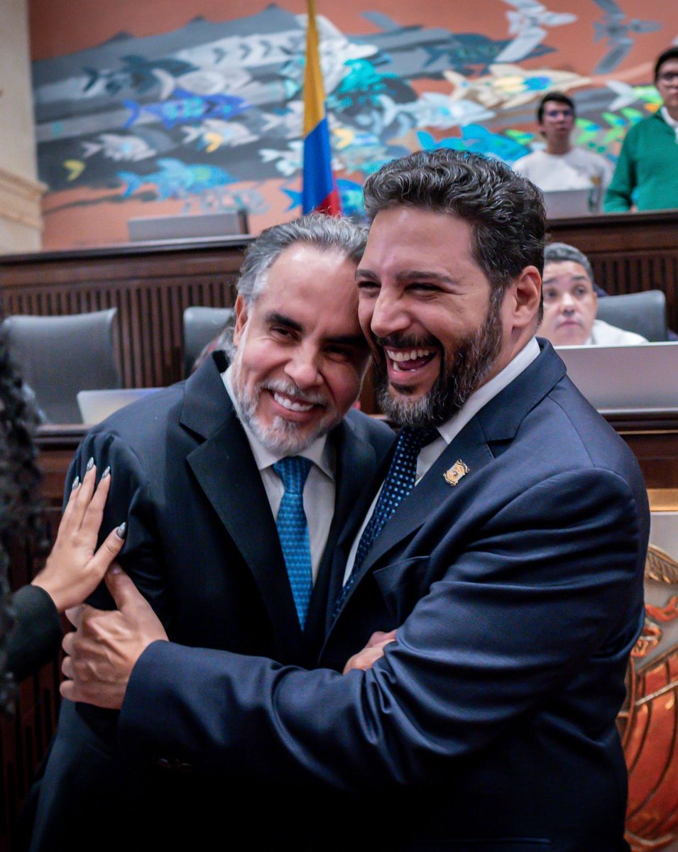 elgrillobarillo's tweet photo. Ay que bonita noticia. Les tocó aguantarse qué no les digan lo que no les gusta: la verdad
#PactoDeCorruptos
#PactodeASESINOS https://t.co/QBM2nTuw79