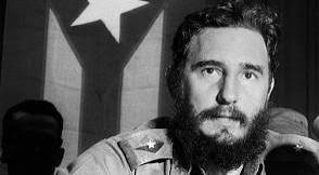 "Para una Revolución que aspira a cambiar radicalmente la vida de un país y a construir una sociedad nueva, ¿qué es lo más importante?  El maestro, compañeras y compañeros; el maestro es lo más importante en una Revolución”.  #Fidel 
 17 de Junio de 1962