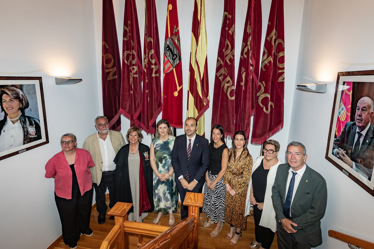 Aué celebram ua Hèsta d’Aran que non ei sonque ua celebracion, senon ua afirmacion.  

Era afirmacion d’un pòble que sap qui ei e tà on va. Era afirmacion d’ua germanor entre Aran e Catalonha que ven de luenh e que guarde tath futur.  

Auançam amassa damb confidança entenen era