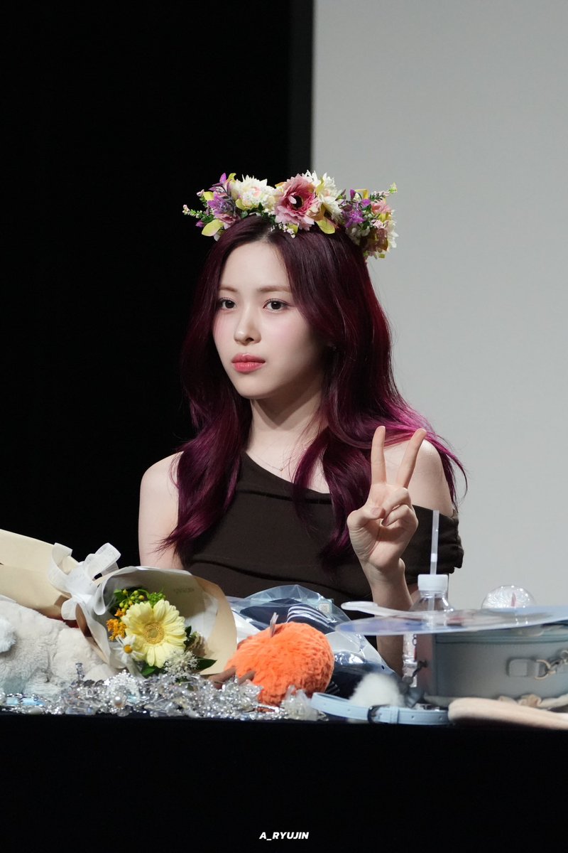 250617

 #ITZY #RYUJIN #류진 #있지