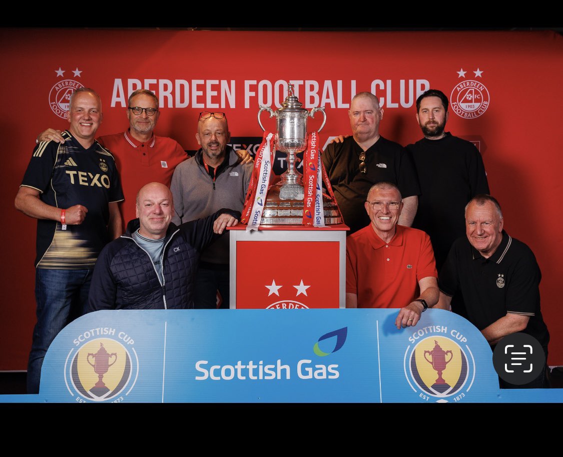 jimfraser444's tweet photo. Some of the proud Aberdeen Academy Scouting team 🇦🇹🇦🇹⭐️⭐️💪all RTTD https://t.co/aApDXJ8AdJ