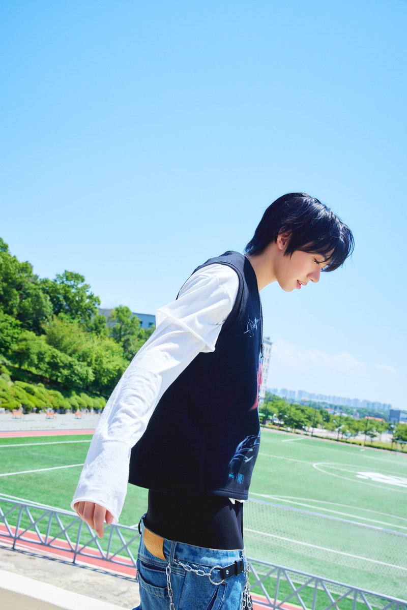 Concept Photo 1 #HAN #박한 AHOF The 1st Mini Album [WHO WE ARE