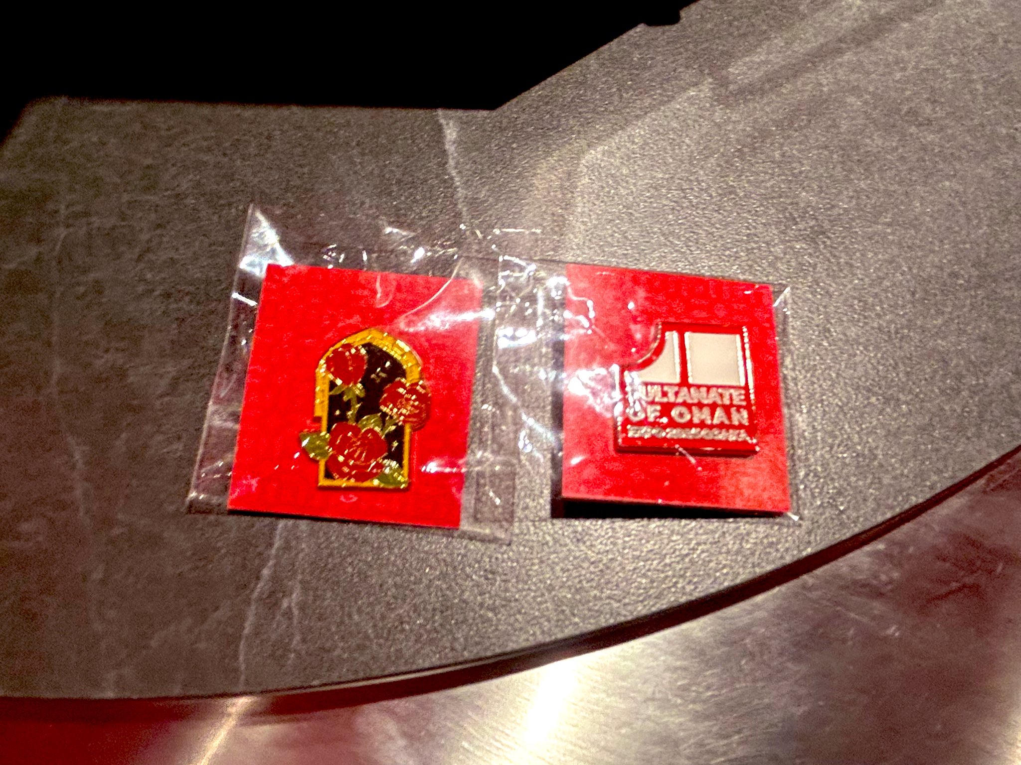 大阪関西万博　オマーンパビリオン　限定　ピンバッチ　ゴールド 大阪・関西万博2025 オマーンパビリオン限定ピンバッジ - メルカリ