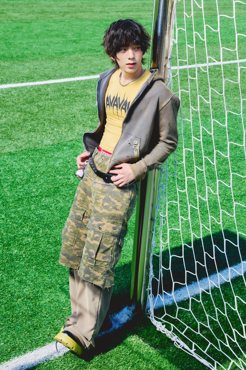 Concept Photo 1 #CHIHEN #즈언 AHOF The 1st Mini Album [WHO WE ARE