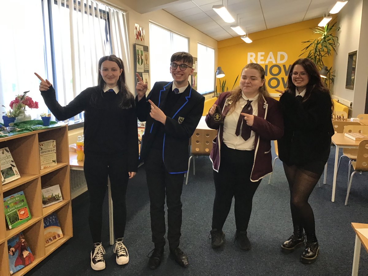 Librarians tweet media