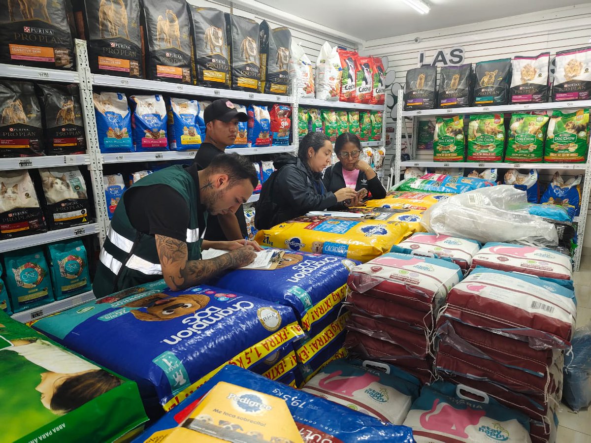 Funcionarios de <a href="/sagchile/">SAG</a>, en conjunto, con <a href="/SeremiSalud2/">Seremi Salud Antofagasta</a> fiscalizaron local de expendio de alimentos para uso animal en #Tocopilla verificando inocuidad y condiciones sanitarias.
