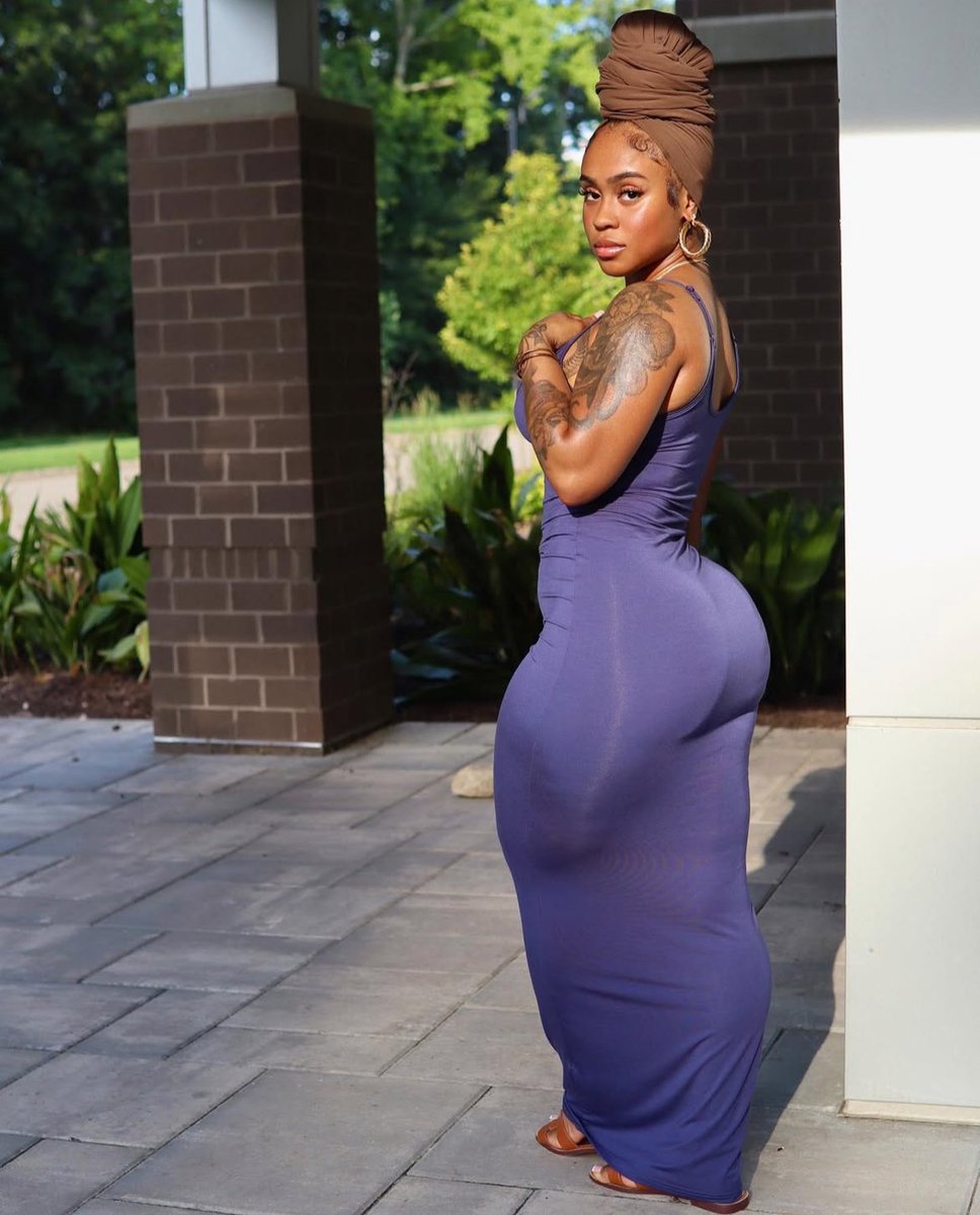melaninglamour's tweet photo. Tytiania Sargent https://t.co/7NbKmD6zRm