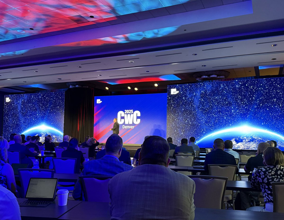 BOCOjetSales's tweet image. Always fun to get together with customers, service operators, and our service providers! This is the first CWC in my backyard, post Satcom/GoGo merger. #bizav #flyprivate