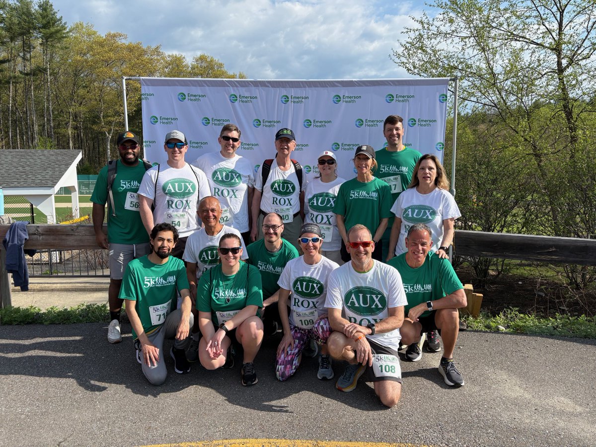 Last month, members of the Haartz team participated in Emerson Health's 25th annual 5K Run-Walk for Cancer Care. The team raised money to benefit cancer research and donated over $20,000! Way to go team! 🏃‍♂️🙌