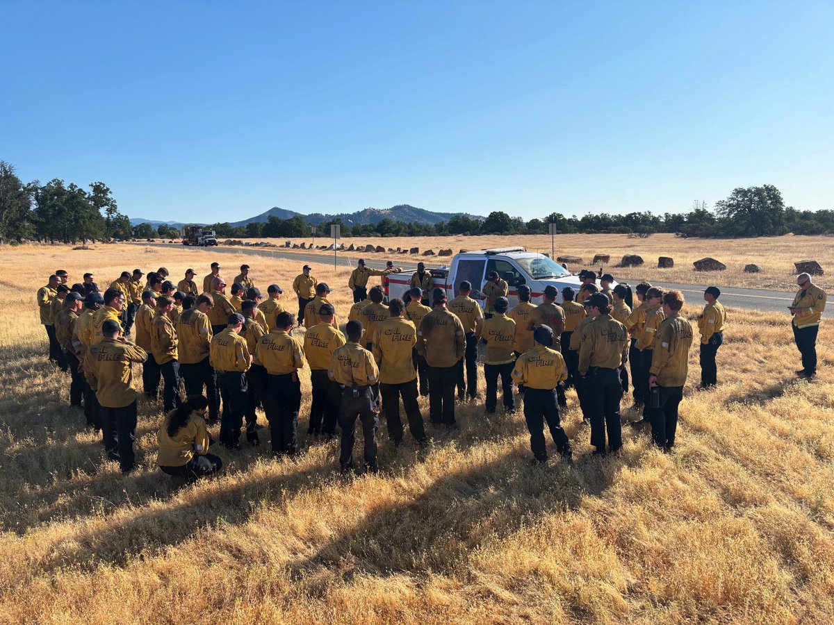 CAL FIRE Shasta-Trinity Unit/Shasta County FD tweet media