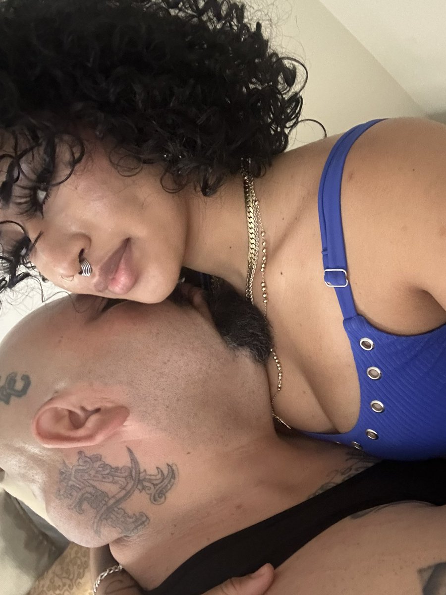 OSOGOOD5's tweet image. Mi costeñita