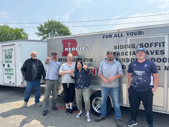 Congratulations to Reggie's Renovations Ltd for winning this past week's Free Food Friday! We hope you enjoyed the start to an amazing weekend!🎉

This is all thanks to Oliver's Butcher &amp; Catering for putting all of this together for them to enjoy a scrumptious #meal!🐔