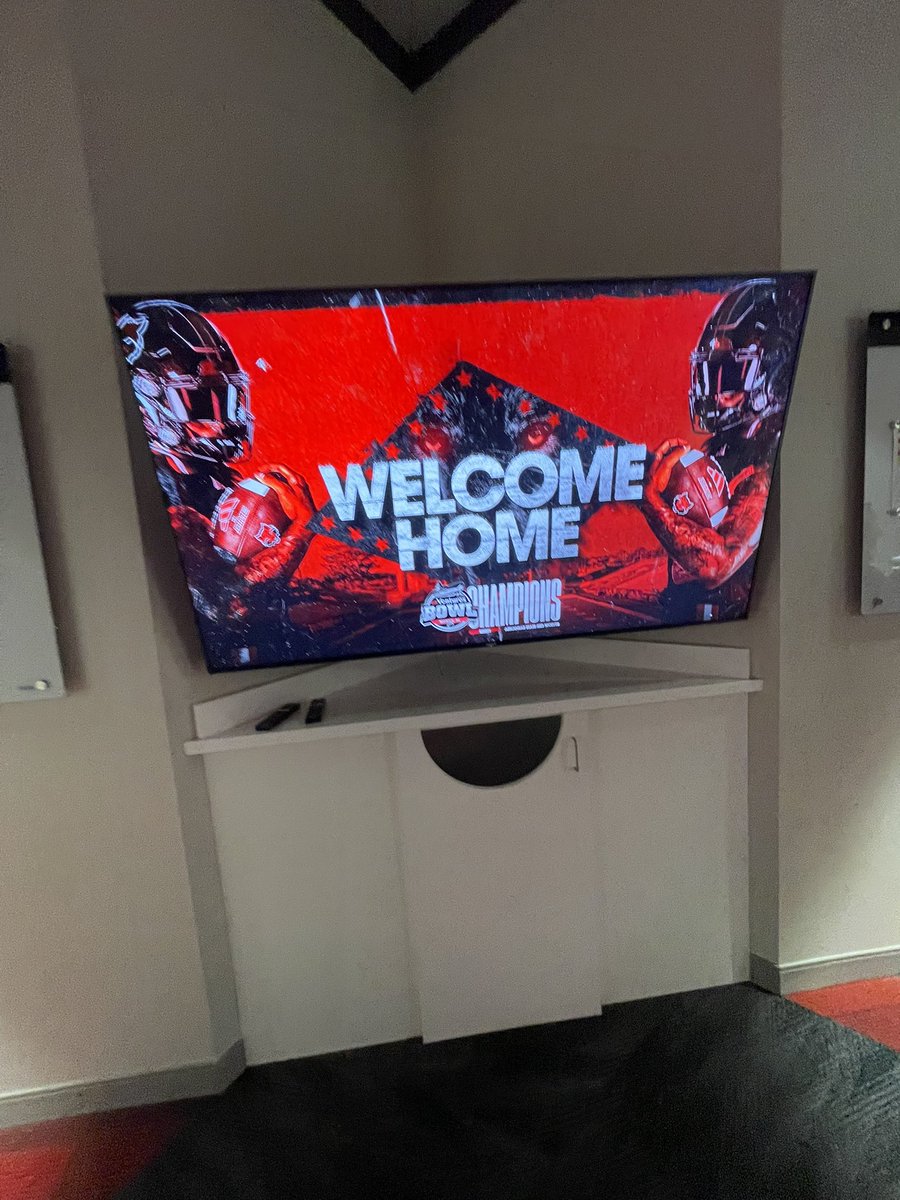 RodJohnsonJr13's tweet image. Thank you for the invite @CoachLovings . Had a great time show casing my skills and getting better.@ParkwayFootball @cbrot34