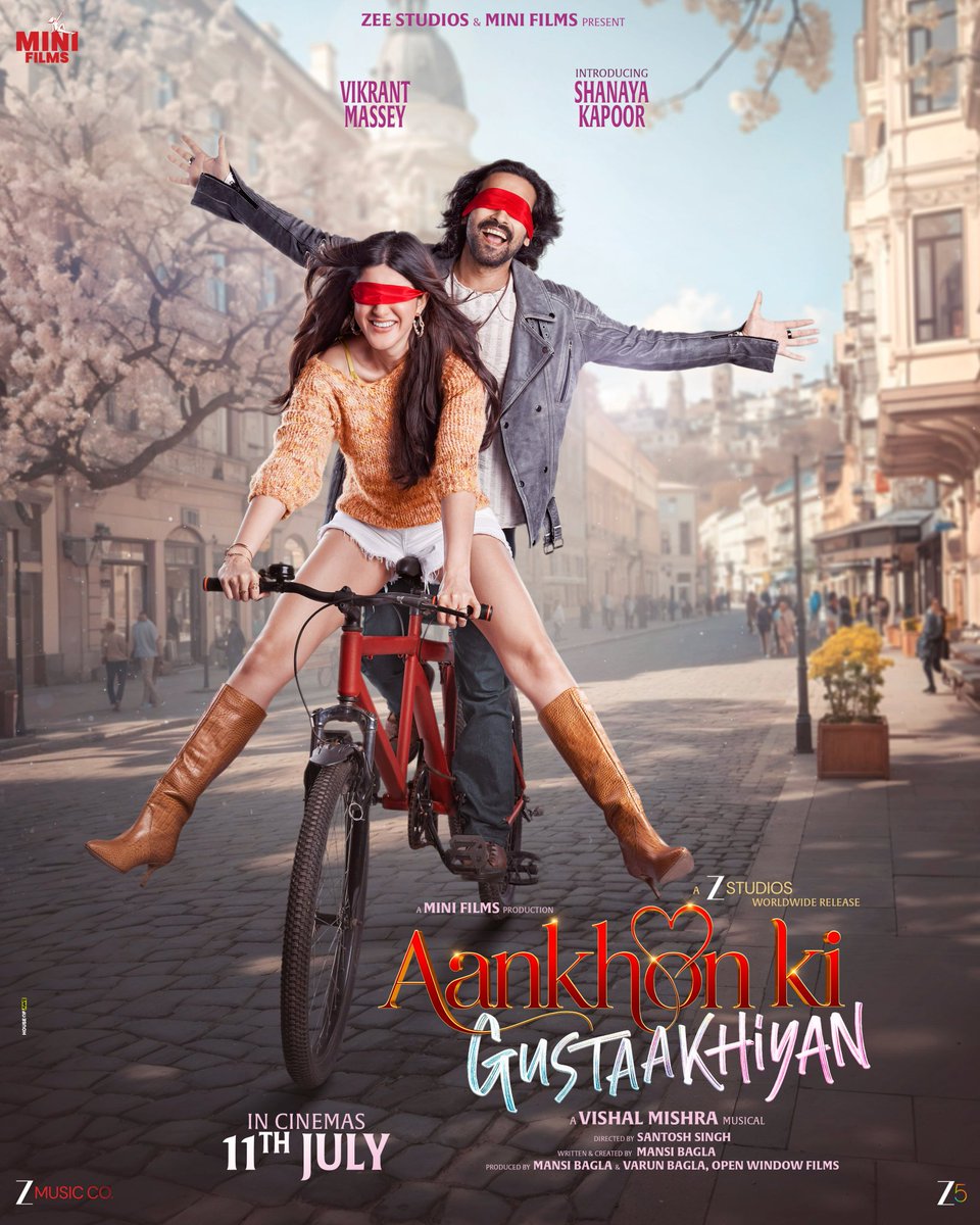 Bolly_New's tweet photo. Pyaar mein girna easy hai… par baarish mein cycle pe pyaar mehsoos karna? Only Aankhon Ki Gustaakhiyan can do that! 💘🚲
#AankhonKiGustaakhiyan #VikrantMassey #ShanayaKapoor
Come feel the love on 11th July in cinemas near you.
#UmeshKrBansal #ZEE5 #AKG #MINIFILMS https://t.co/b6TN7BzJ9c