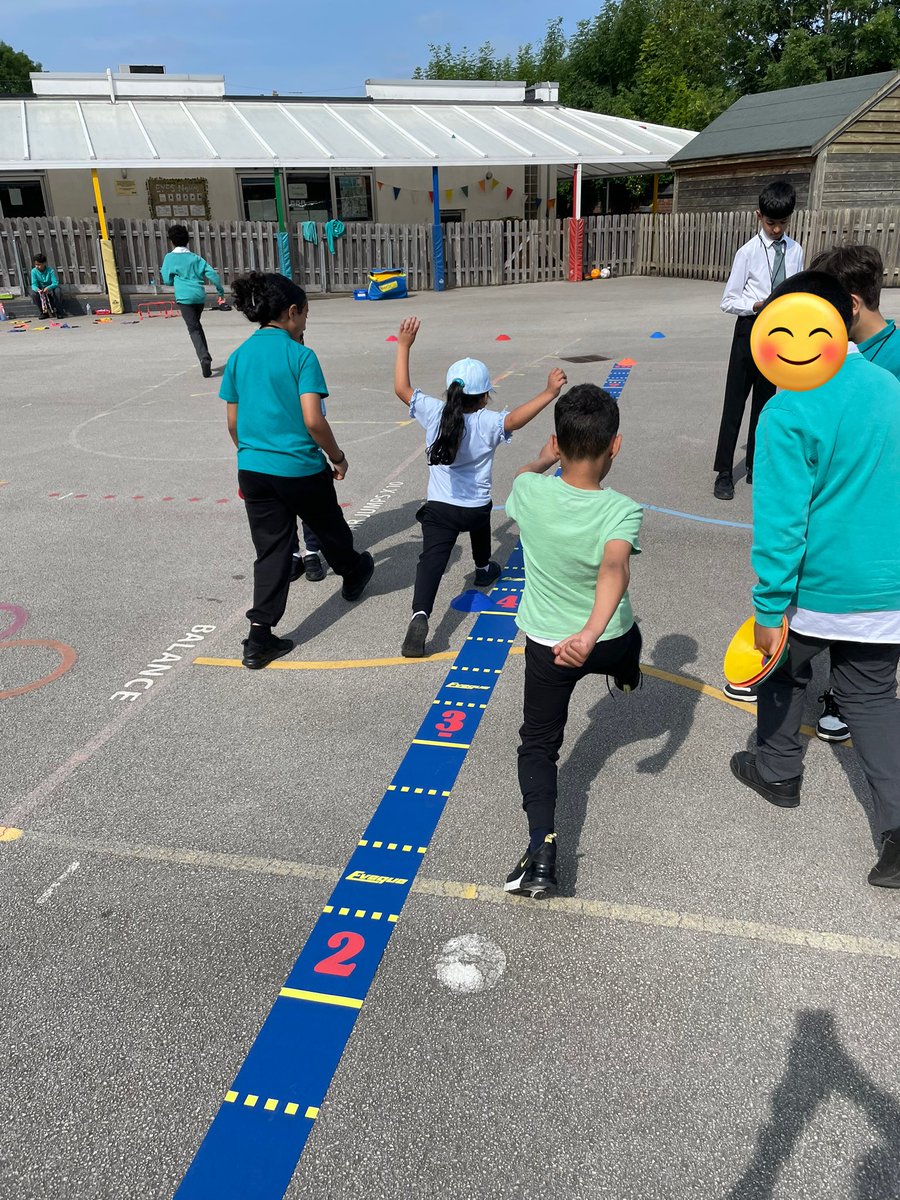 TindalBunney's tweet photo. Year 1 and 2’s Sports Day 2025 kicked off our busy week of sports. Our pupils showed resilience when trying new activities and our parent races were brilliant too! Well done Key Stage One! 🏃🏽 ✨ #NSSW2025 #TeamTindal #TindalSportsDay2025 @arktindal @ArkSchoolsSport @CliftonSGO https://t.co/i022w9Is1d