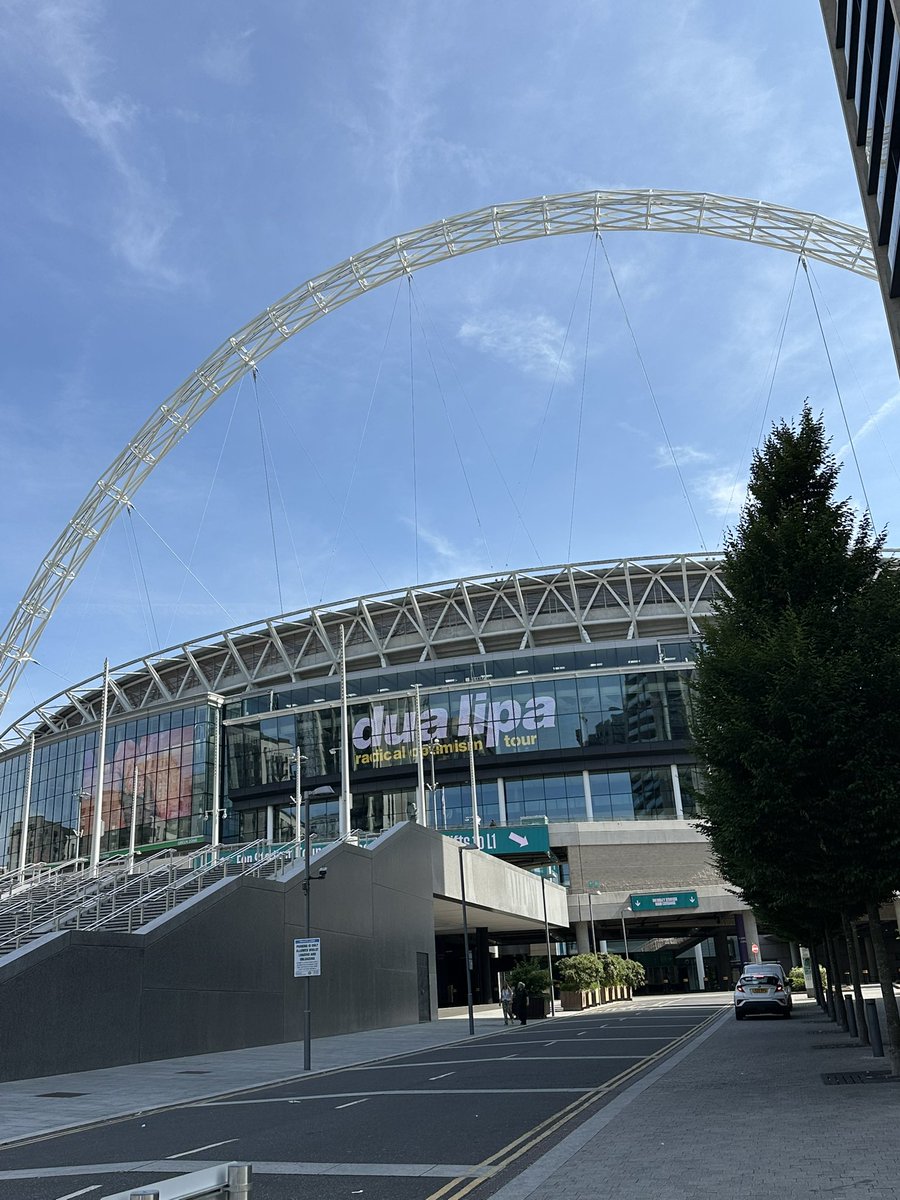 DUA, WEMBLEY IS READY FOR YOU!!!