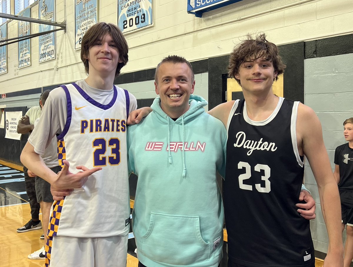 Great to see these #GRITOregon guys play in their final HS 🏀 game!
