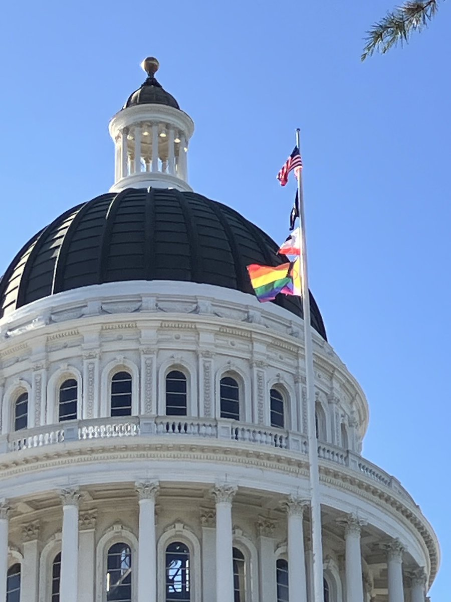 ⁦<a href="/PMovimiento/">Primer Movimiento</a>⁩ imágenes del gobierno de CA - aún inclusivo y combativo