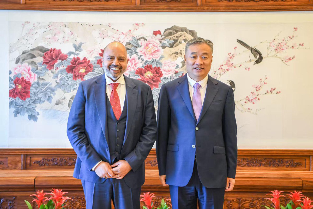 KuwaitMissionUN's tweet image. As Chair of the Intergovernmental Negotiations on #SecurityCouncilReform (IGN), Amb. Tareq AlBanai met with H.E. Miao Deyu, Assistant Foreign Minister of #China during his recent trip to Beijing. 

The discussion focused on advancing the IGN process and reaffirming the shared…