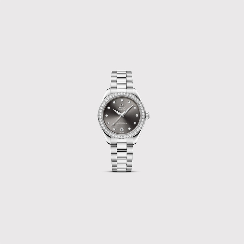 omegawatches's tweet photo. Presenting our new Aqua Terra 30 mm, housing the smallest ever calibre to be Master Chronometer certified. Discover the 12 models available in this refined collection, including these choices in stainless steel. Discover more: https://t.co/vuiXrGbaCX

#OMEGA
#AquaTerra