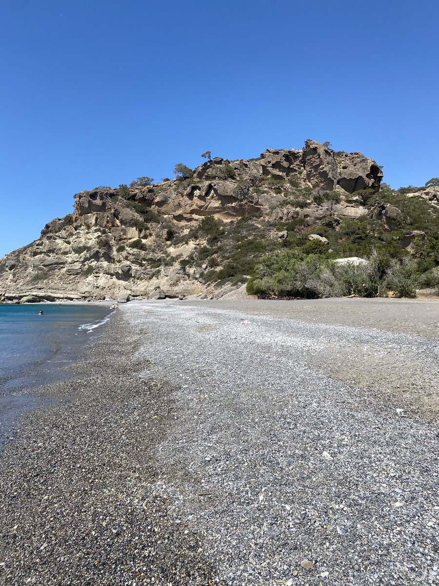 Για μένα αυτή η παραλία είναι καλύτερη…. Εσύ, η θάλασσα κ η παρέα που επιλέγεις….