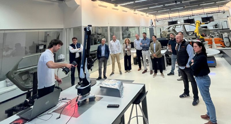 VeroSoftwareES's tweet photo. El pasado mes de mayo se realizó la junta directiva de @Ascamm_Gremi en las instalaciones @HexagonMI.
Fue un placer poder mostrar la última tecnología en digitalización y #CADCAM para #Moldes y #Matrices, así como participar con las empresas referentes del sector. #QualityforLife https://t.co/lXOqIm4TUo