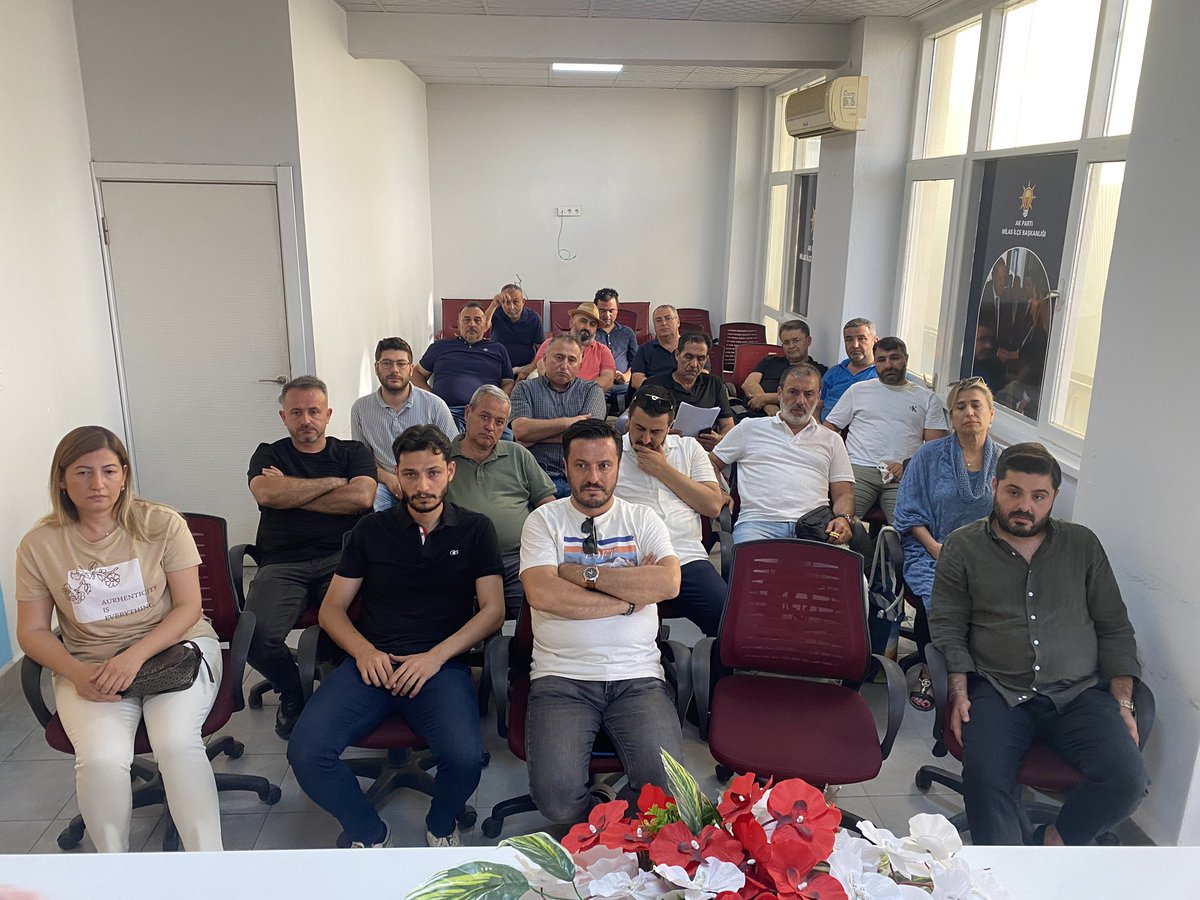 📍Milas AK Parti İlçe Başkanlığı 

Haftalık Olağan Toplantımızı Gerçekleştirdik Alınan Kararların Milasımıza ve Partimize Hayırlı Olmasını Temenni Ediyoruz. 

#milas #muğla #milasakparti #Türkiyeyüzyılı #siyaset