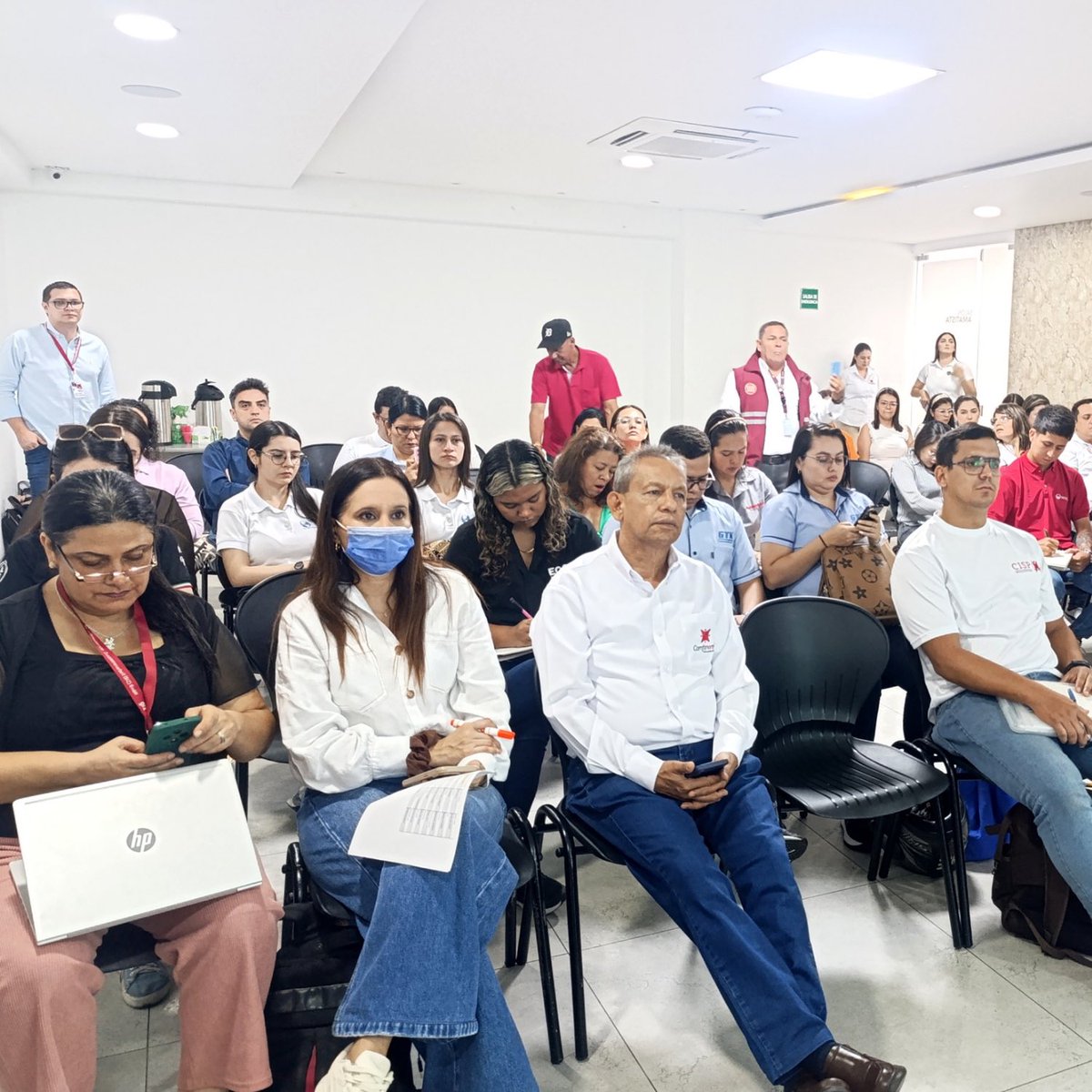 GoberNorte's tweet photo. 🗣️ Se abordan los mecanismos como subsidios a la nómina, oferta de asistencia técnica, aportes de GIZ, DIAN y avances en la construcción de una política pública de empleo para #NorteDeSantander. https://t.co/MZCk2Q0EPJ