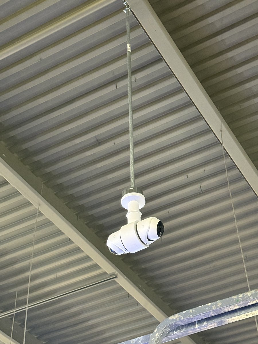 RPL_Parallax's tweet image. Customer really loves the @ubiquiti G6 Turret using the dual mount setup. 33 more cameras to go….