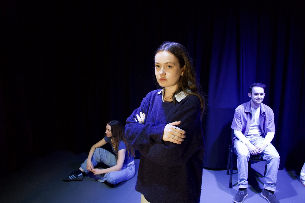 constelfringe25's tweet image. Thank you so much to everyone who came to our Exeter run! We can’t wait to get to Edinburgh and perform again! 🐝🤍🪐

#edinburghfringe #constellations #daretodiscover