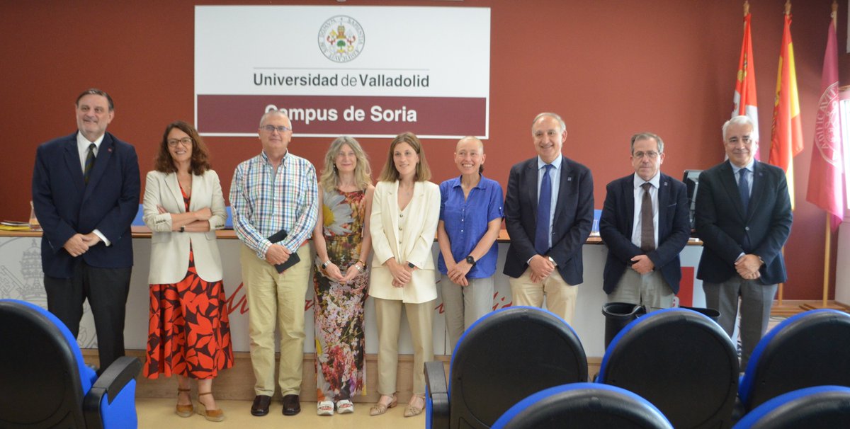 Campus de Soria (@campusdesoria) on Twitter photo Hoy en el <a href="/CampusdeSoria/">Campus de Soria</a> toma de posesión de la Decana de la <a href="/fccs_so/">Facultad de Ciencias de la Salud de Soria</a>, Dª. Sandra Jiménez del Barrio, seguido de la toma de posesión de miembros del personal docente e investigador y del personal técnico, de gestión y de administración y servicios ¡Enhorabuena!
<a href="/UVa_es/">Gabinete de Comunicación Universidad de Valladolid</a> Hoy en el <a href="/CampusdeSoria/">Campus de Soria</a> toma de posesión de la Decana de la <a href="/fccs_so/">Facultad de Ciencias de la Salud de Soria</a>, Dª. Sandra Jiménez del Barrio, seguido de la toma de posesión de miembros del personal docente e investigador y del personal técnico, de gestión y de administración y servicios ¡Enhorabuena!
<a href="/UVa_es/">Gabinete de Comunicación Universidad de Valladolid</a>