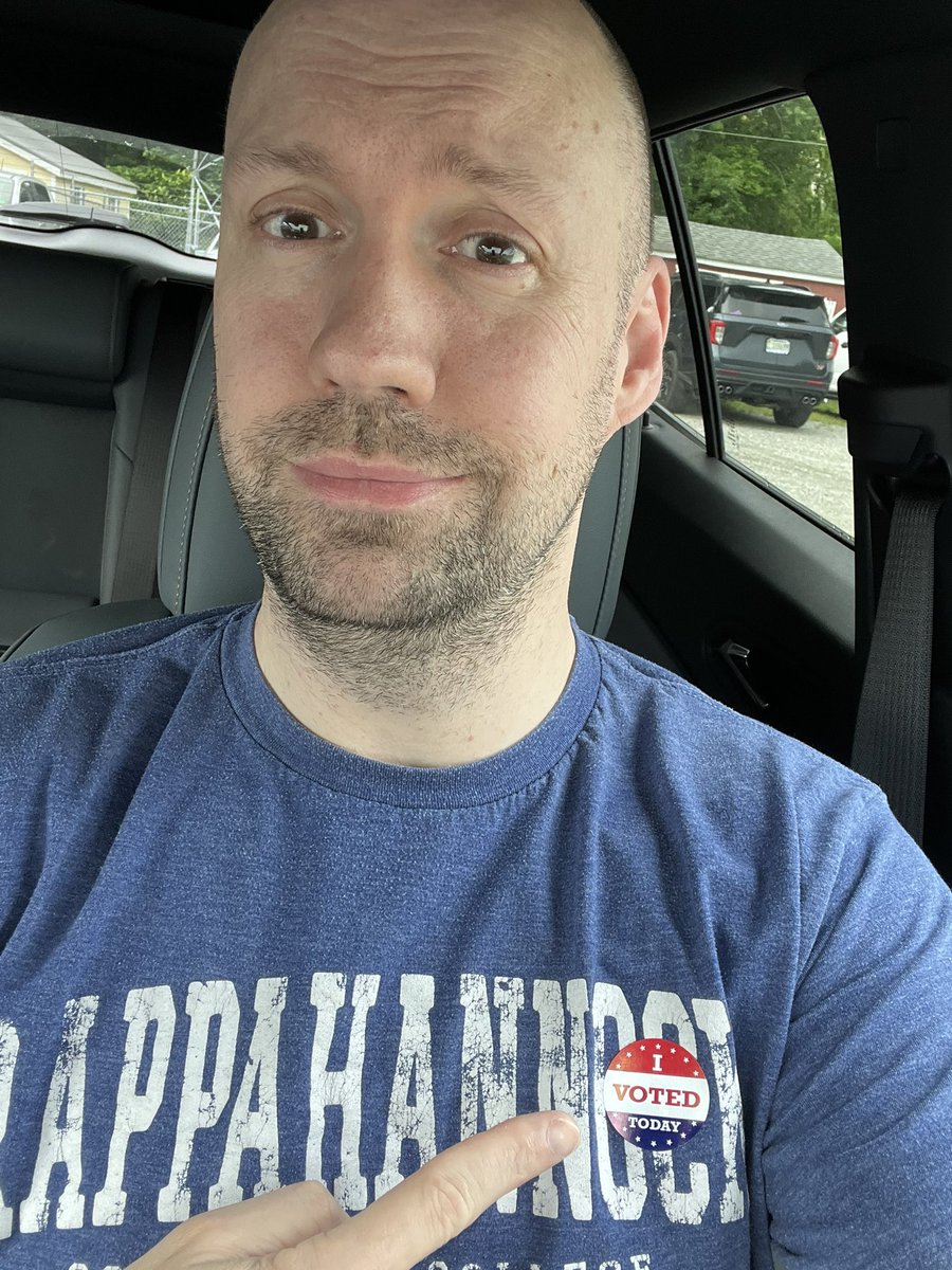 ProfMattyB's tweet image. Just voted in Virginia’s Democratic primary! I was only number 12 at 9:50. Apparently the 1st voter didn’t show up until 8 when the polls opened at 6. I hope more people exercise their right to vote today! #virginia #vote #primaryelection #democrat #republican #election