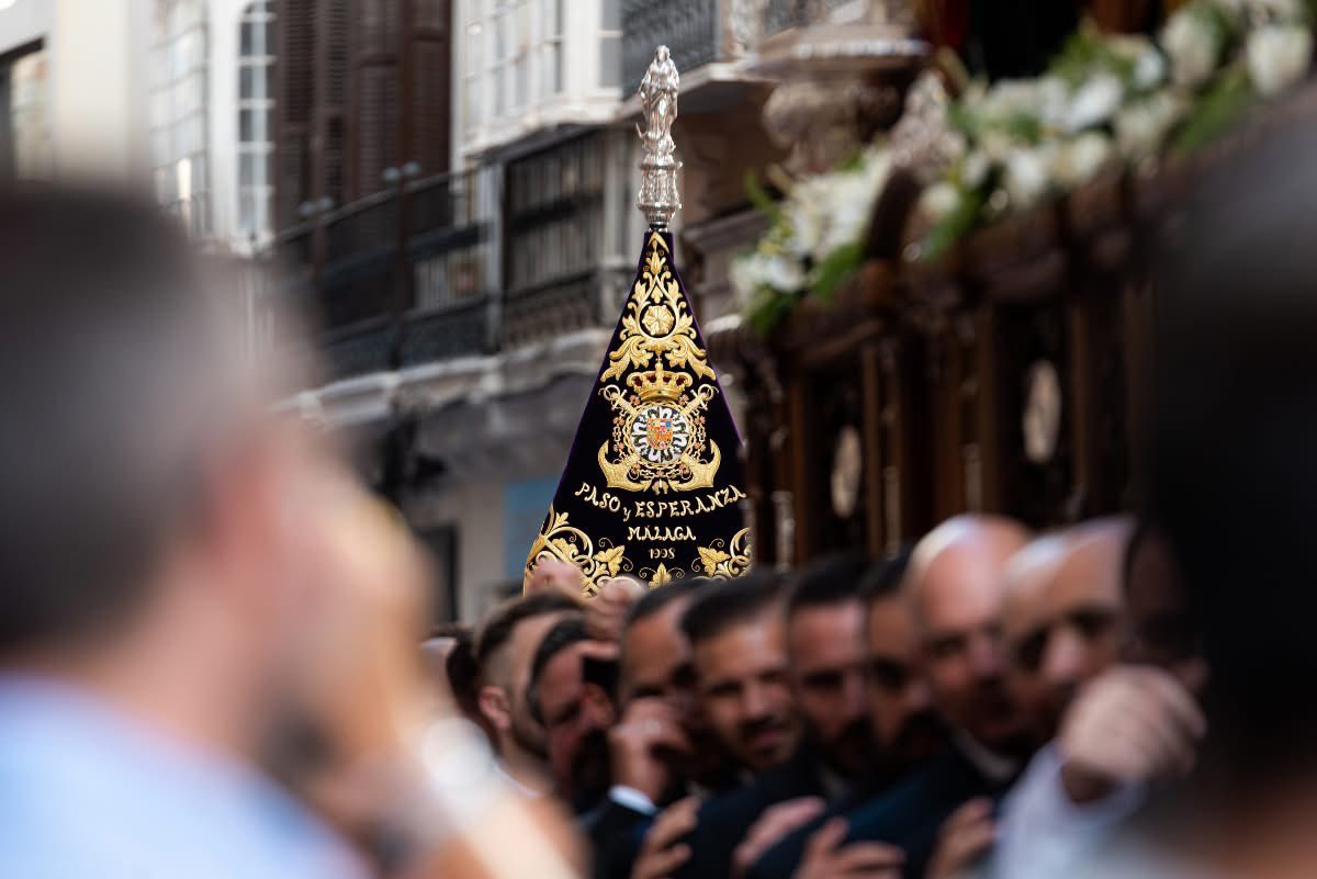 lacenademalaga's tweet photo. 📝 NOTICIA| ‼️Durante la solemnidad del Corpus Christi, el traslado de ida al altar y el de regreso contarán con el acompañamiento musical de la @bctpasoespe.

#CofradíasMLG https://t.co/UjkXpDvyRK