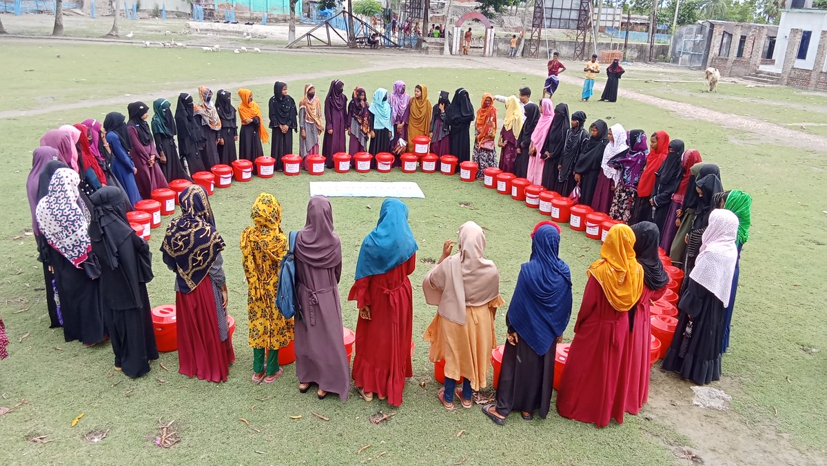 LEDARS Bangladesh (@ledarsbd) on Twitter photo ๐ช ๐๐บ๐ฝ๐ผ๐๐ฒ๐ฟ๐ถ๐ป๐ด ๐๐ถ๐ฟ๐น๐, ๐จ๐ฝ๐ต๐ผ๐น๐ฑ๐ถ๐ป๐ด ๐๐ถ๐ด๐ป๐ถ๐๐๐ธ
In climate-vulnerable Gabura Island <a href="/ledarsbd/">LEDARS Bangladesh</a> distributed dignity kits to adolescent girls under the CREA project, supported by @MJF_BD & <a href="/SwedeninBD/">Sweden in Bangladesh</a>.
#DignityForAll
#GirlsEmpowerment #GenderJustice ๐ช ๐๐บ๐ฝ๐ผ๐๐ฒ๐ฟ๐ถ๐ป๐ด ๐๐ถ๐ฟ๐น๐, ๐จ๐ฝ๐ต๐ผ๐น๐ฑ๐ถ๐ป๐ด ๐๐ถ๐ด๐ป๐ถ๐๐๐ธ
In climate-vulnerable Gabura Island <a href="/ledarsbd/">LEDARS Bangladesh</a> distributed dignity kits to adolescent girls under the CREA project, supported by @MJF_BD & <a href="/SwedeninBD/">Sweden in Bangladesh</a>.
#DignityForAll
#GirlsEmpowerment #GenderJustice