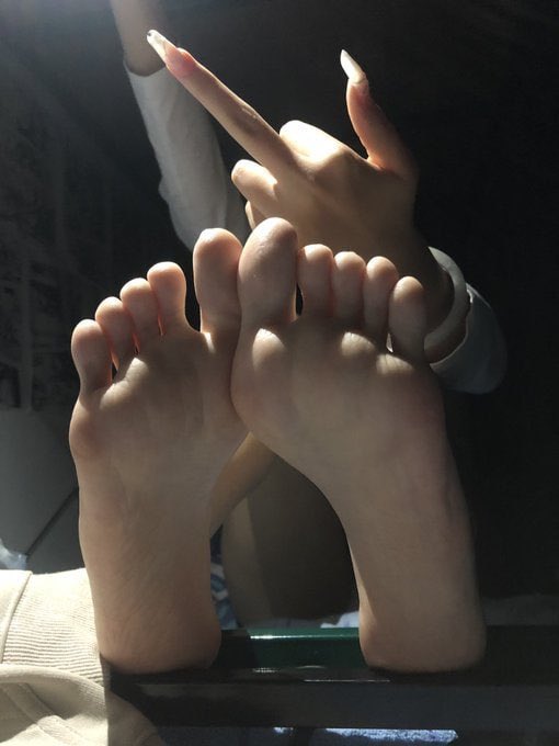 nuzaira's tweet photo. 留口水🤤了吧 https://t.co/giLnCsrlc9