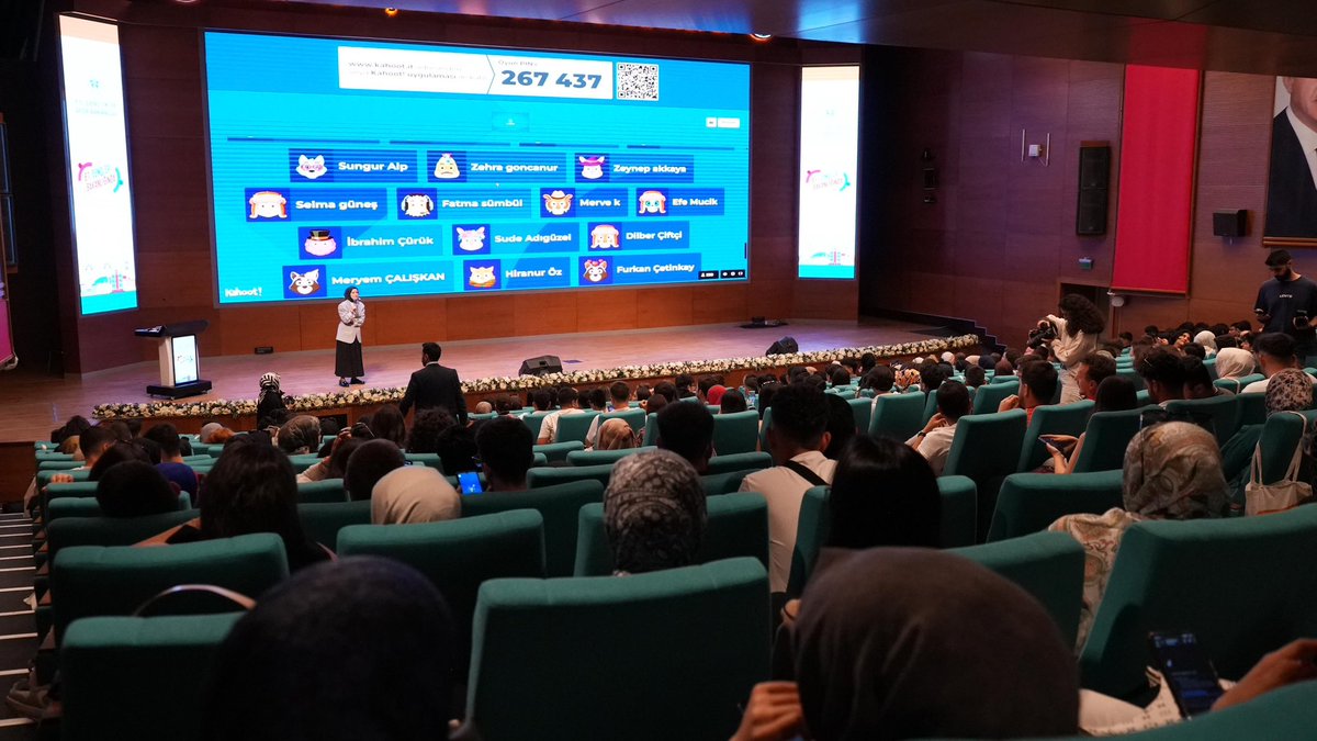 Gençler kendi evlerinde, Gençler Bakanlığında! ✨

Balıkesir, Kırklareli, Konya ve Tokat illerinden gelen gençlerimizi Ankara’da ağırladık. 

67’ncisi düzenlenen Gençler Bakanlığında, yıl boyunca farklı illerden gelecek gençlerimizi ağırlamaya devam edecek. 🌍