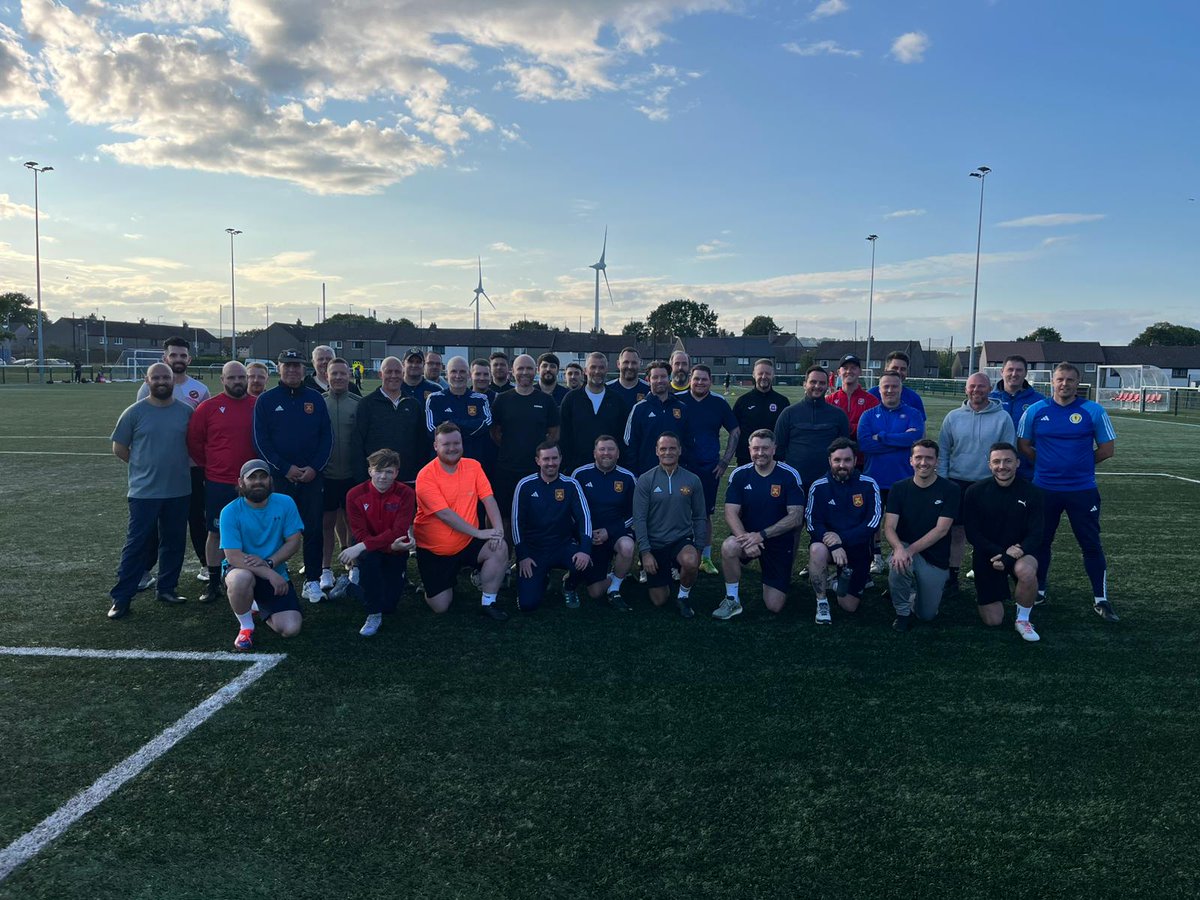 ScotFAEast's tweet image. COACH EDUCATION |

It&apos;s been a busy week in the region with a combination of online and three in-person sessions for the Introduction to Coaching course. 

Well done to everyone who participated and best of luck on your coaching journey!