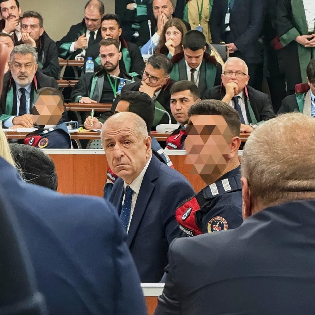 kulaguhan's tweet photo. “Hoş geldin hocam, özgürlüğünle!”

Tarih, korkakları değil; aldığı %2.59 oyla Türklük mücadelesi veren 64 yaşındaki Ümit Özdağ’ı yazacak.

#ÜmitÖzdağaÖzgürlük https://t.co/K6uHazz0ow