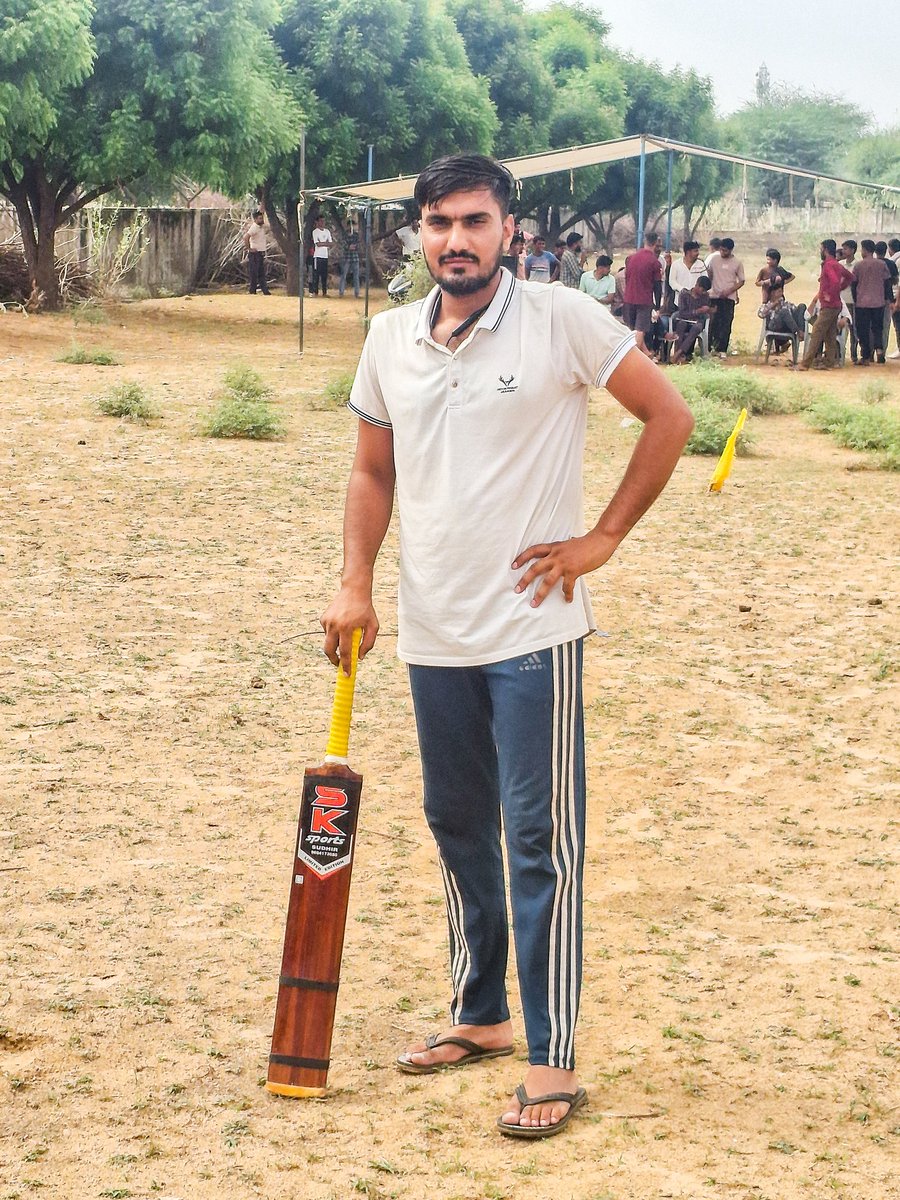 आज शतक पक्का है💪