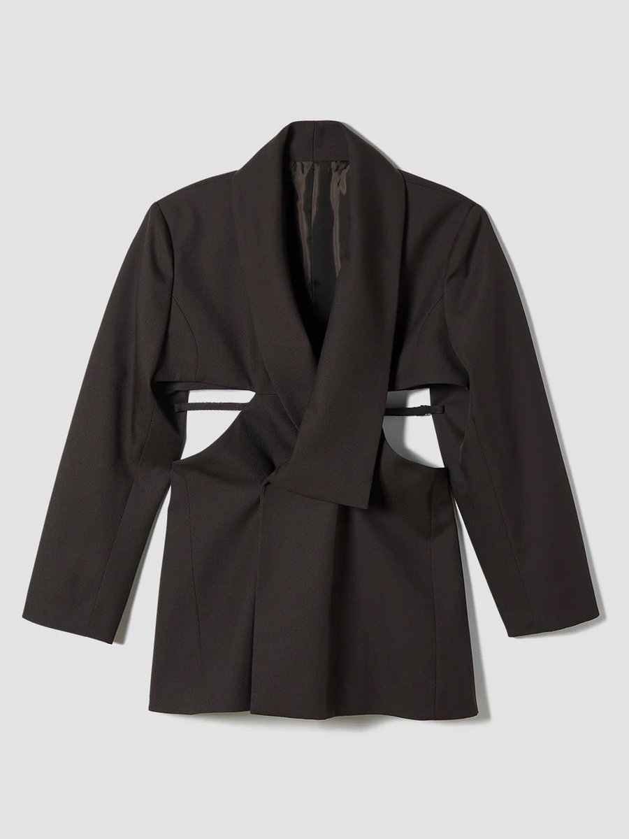 teloplan's tweet photo. Back Conscious Collection

Pema Jacket
大きめのラペルと胸下からバックにかけたカットが構築的なジャケット。Super100sの高級ウールを使用しています。

#TELOPLAN
#TELOPLAN_SS25 https://t.co/4MvQsco3Io